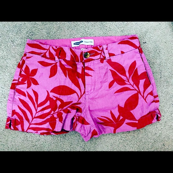 old navy shorts - Picture 1 of 2